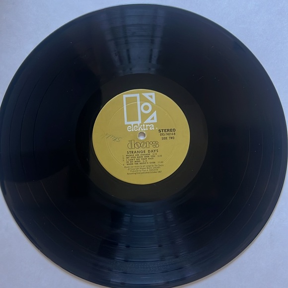 The Doors - Strange Days - vintage vinyl record . Condition is VG - Picture 3 of 6